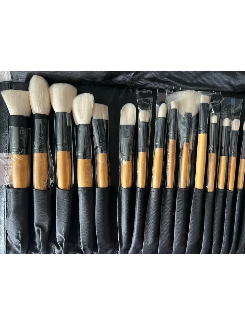 New Coastal Scents Elite 24-Piece Brush Set Bamboo Collection AUTHENTIC